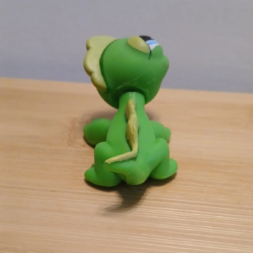 Littlest Pet Shop Iguana with Blue Eyes #651